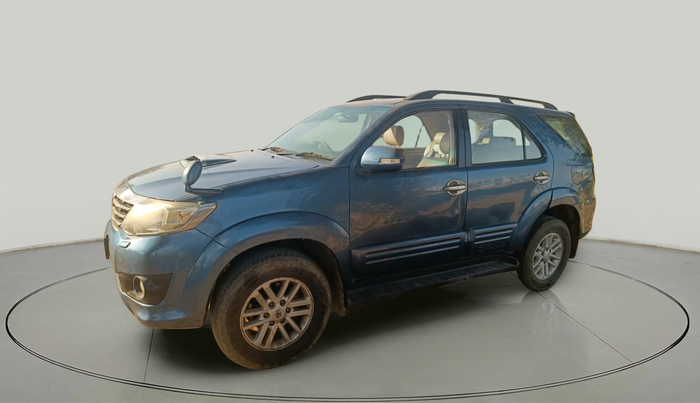 2013 Toyota Fortuner 3.0 4X2 AT, Diesel, Automatic, 98,498 km, exterior