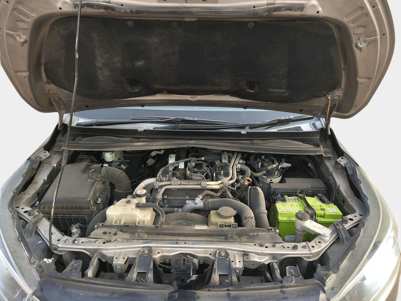 2018 Toyota Innova Crysta 2.4 GX 8 STR, Diesel, Manual, 2,61,994 km, exterior