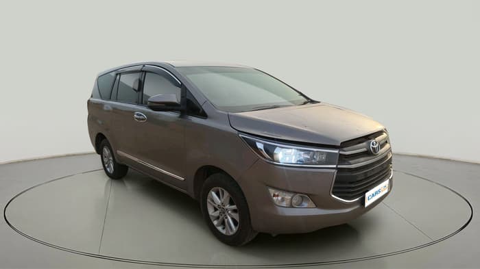 2018 Toyota Innova Crysta 2.4 GX 8 STR, Diesel, Manual, 2,61,994 km, exterior