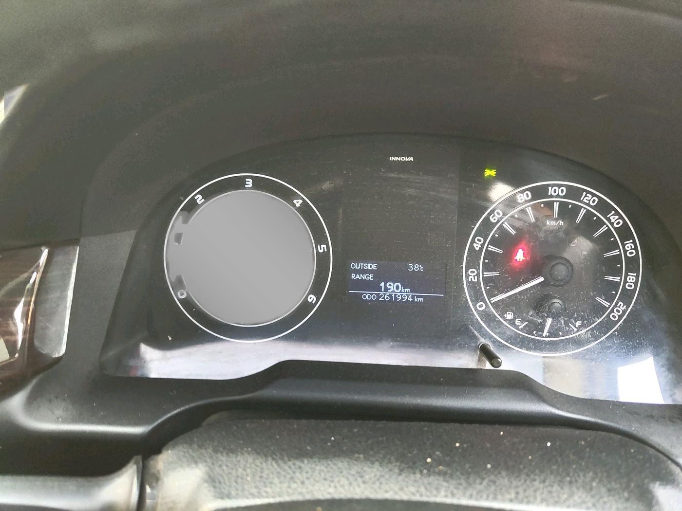 2018 Toyota Innova Crysta 2.4 GX 8 STR, Diesel, Manual, 2,61,994 km, interior
