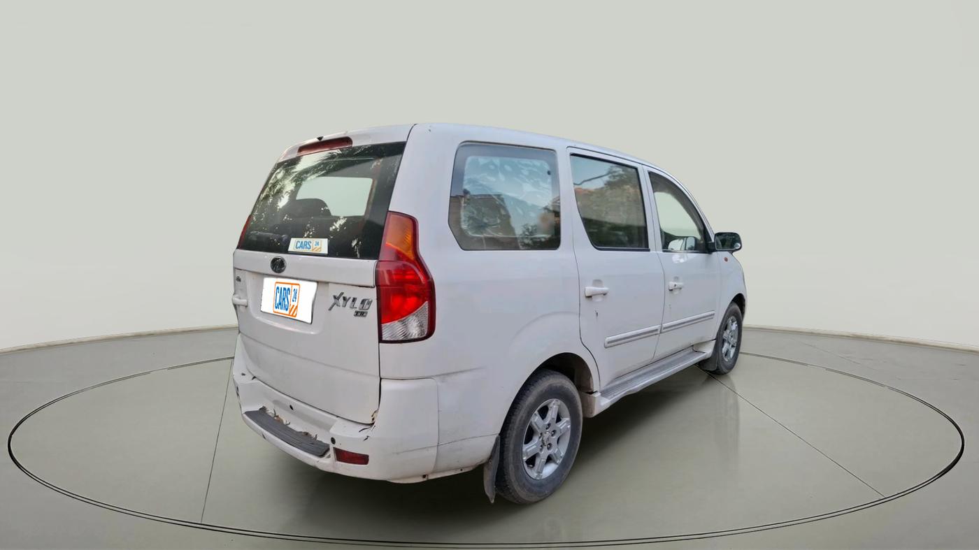 2010 Mahindra Xylo E8 BS III, Diesel, Manual, 81,982 km, exterior