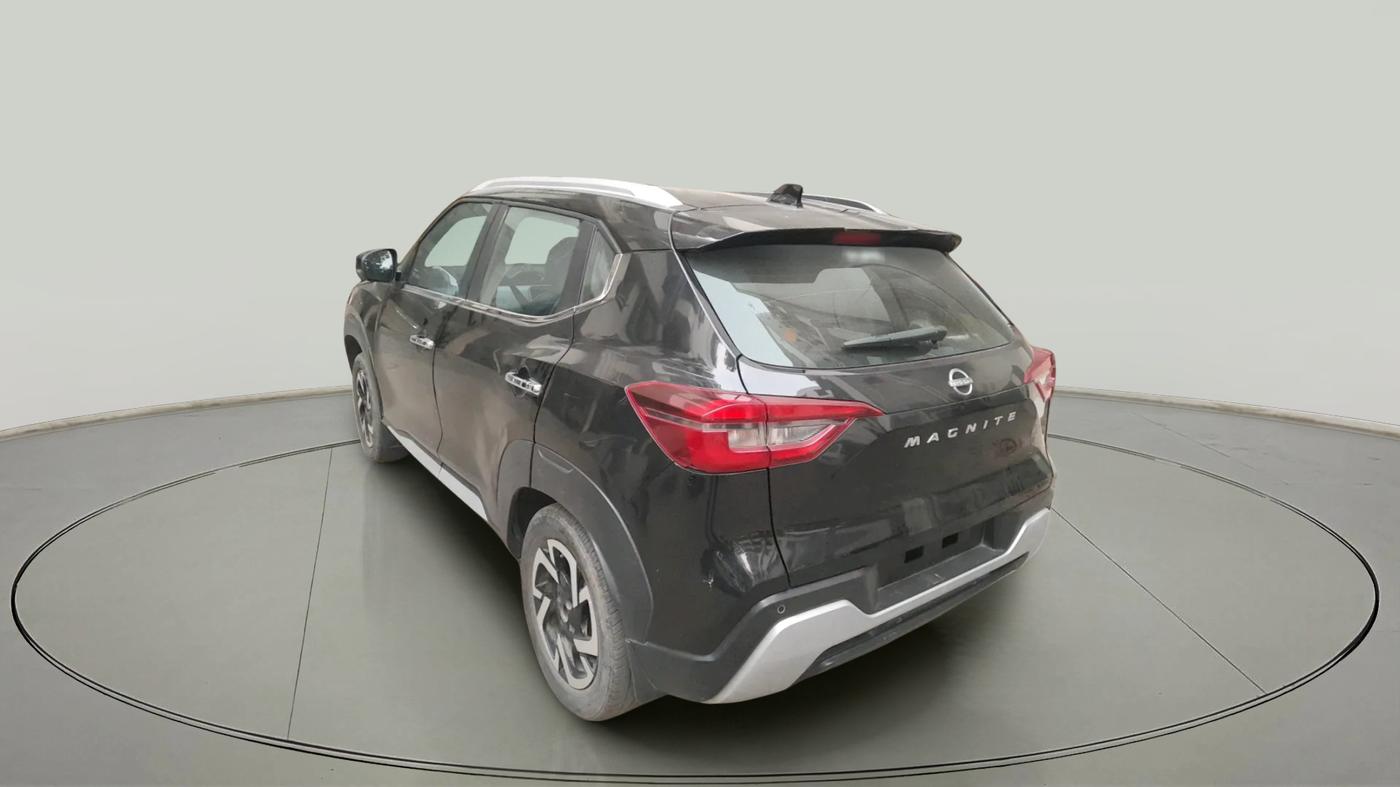 2022 Nissan MAGNITE XV MT, CNG, Manual, 81,277 km, exterior