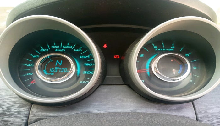 2017 Mahindra XUV500 W6, Diesel, Manual, 1,69,730 km, interior