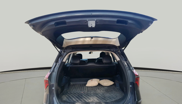 2023 Mahindra XUV700 AX3 D MT 5 STR, Diesel, Manual, 46,271 km, exterior