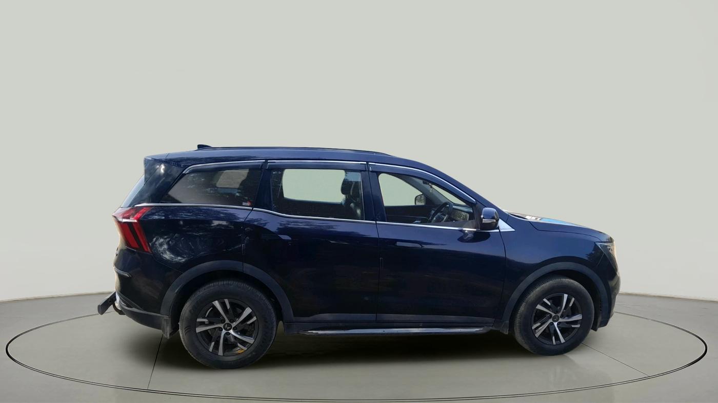2023 Mahindra XUV700 AX3 D MT 5 STR, Diesel, Manual, 46,271 km, exterior