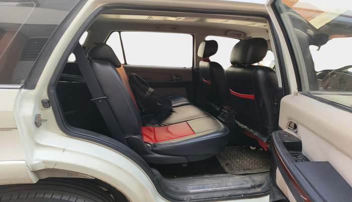 2011 Tata Aria PURE 4X2, Diesel, Manual, 1,03,724 km, interior