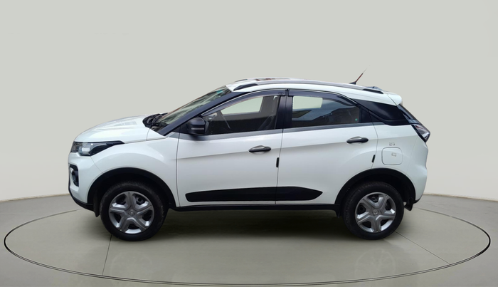 2021 Tata NEXON XM SUNROOF PETROL, Petrol, Manual, 57,765 km, exterior