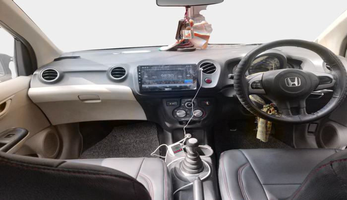 2015 Honda Amaze 1.2L I-VTEC S, Petrol, Manual, 1,31,931 km, interior