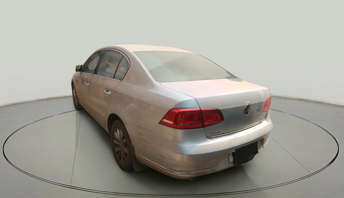 2011 Volkswagen Passat HIGHLINE DSG, Diesel, Automatic, 1,34,902 km, exterior