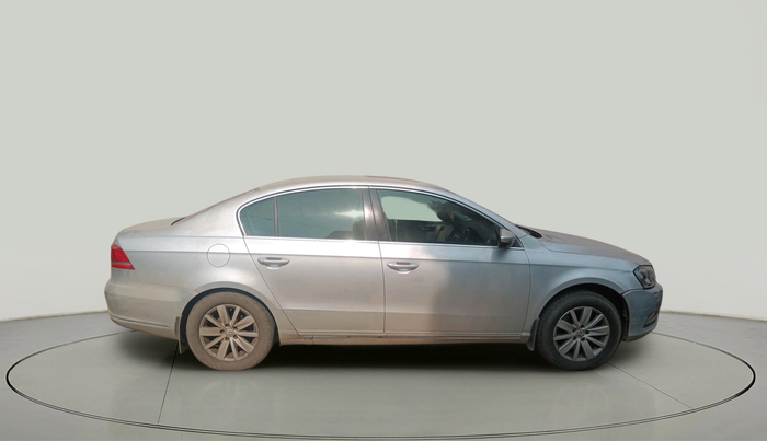 2011 Volkswagen Passat HIGHLINE DSG, Diesel, Automatic, 1,34,902 km, exterior