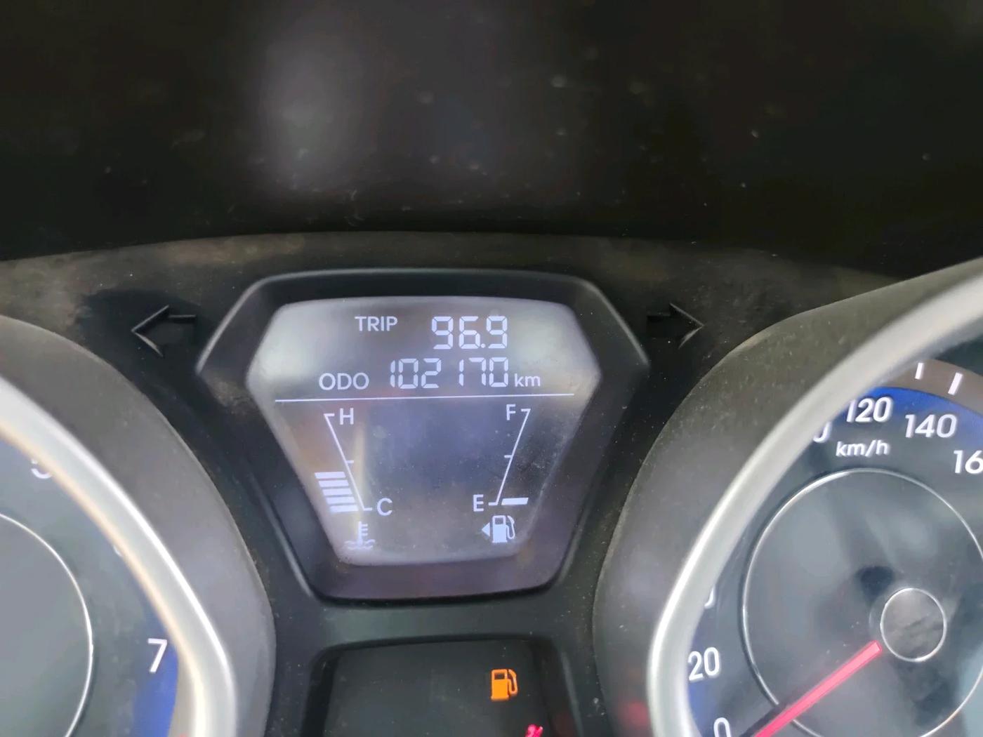 2013 Hyundai New Elantra 1.8 SX MT VTVT, Petrol, Manual, 1,02,200 km, interior