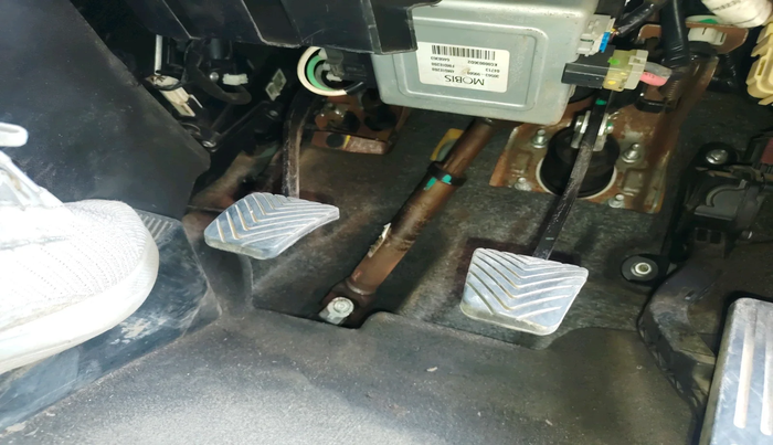 2013 Hyundai New Elantra 1.8 SX MT VTVT, Petrol, Manual, 1,02,170 km, interior