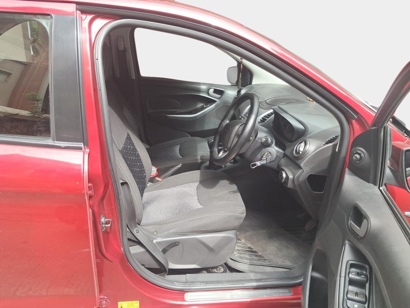 2015 Ford New Figo TITANIUM1.5 DIESEL, Diesel, Manual, 99,536 km, interior