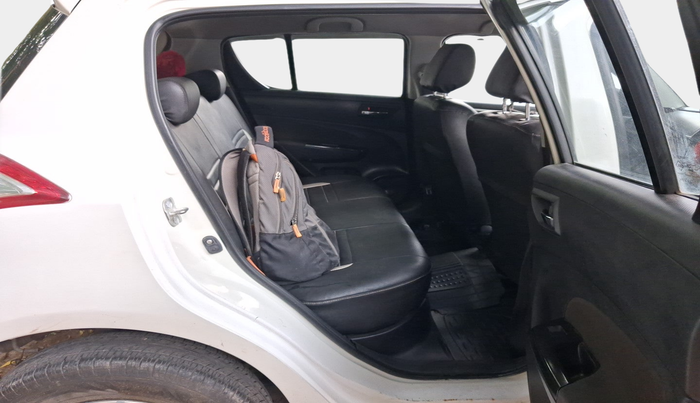2014 Maruti Swift VXI, Petrol, Manual, 81,061 km, interior
