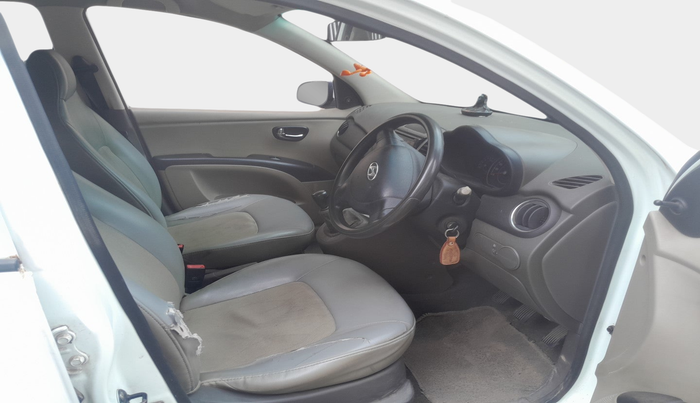 2011 Hyundai i10 MAGNA 1.1, Petrol, Manual, 54,393 km, interior
