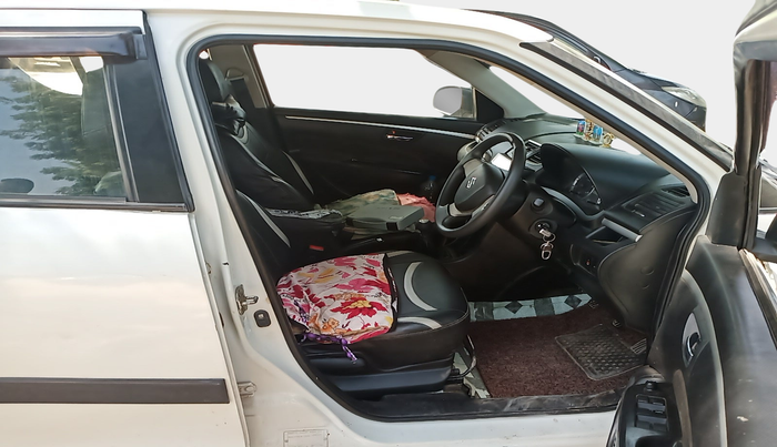 2013 Maruti Swift VDI, Diesel, Manual, 1,37,438 km, interior