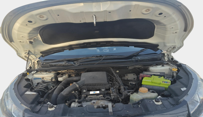 2020 Tata NEXON XM PETROL, Petrol, Manual, 1,43,000 km, exterior