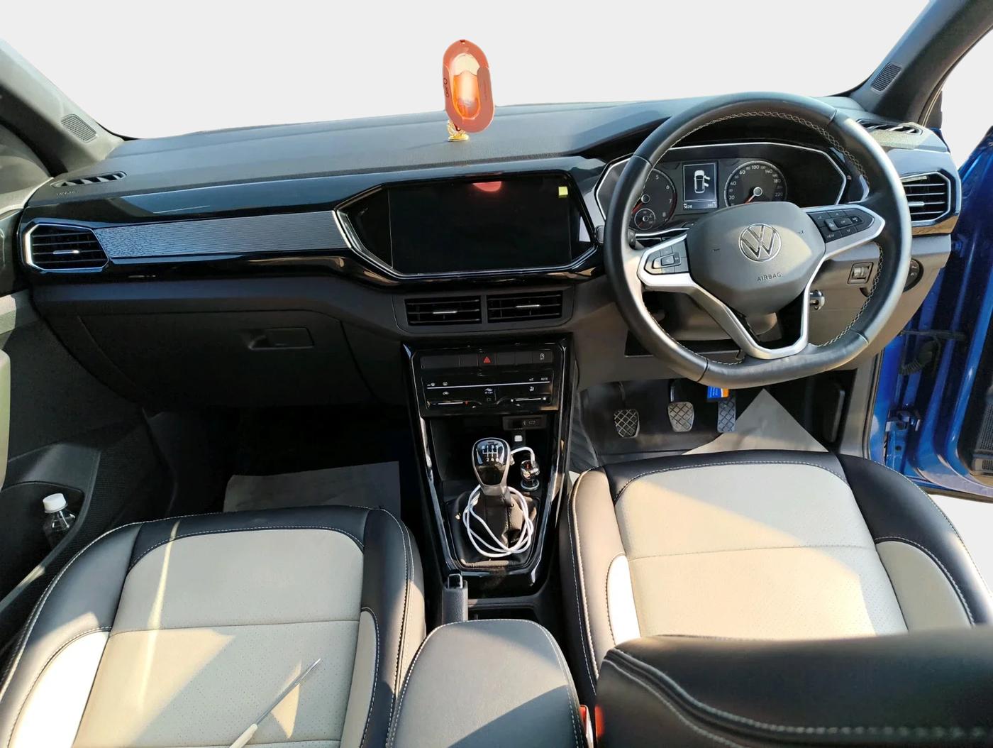 2024 Volkswagen TAIGUN GT Line 1.0L TSI MT, Petrol, Manual, 7,000 km, interior