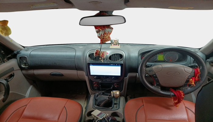 2012 Mahindra Scorpio VLX 2WD AIRBAG, Diesel, Manual, 1,20,741 km, interior