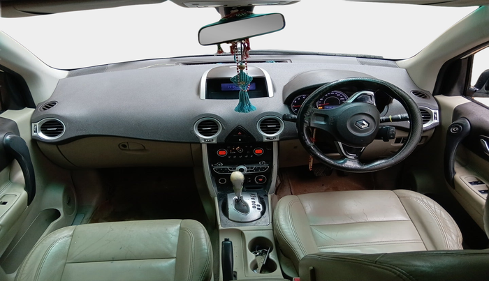 2013 Renault Koleos 4x4 AT, Diesel, Automatic, 1,52,250 km, interior