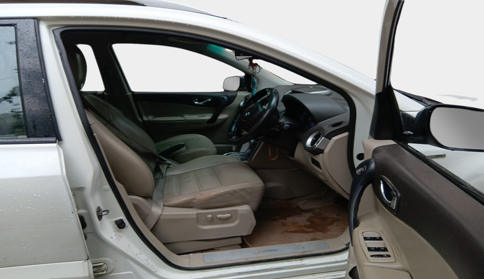 2013 Renault Koleos 4x4 AT, Diesel, Automatic, 1,52,250 km, interior