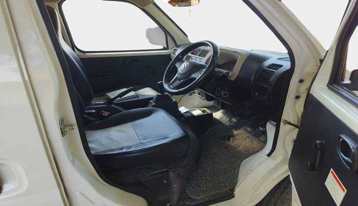 2024 Maruti Eeco 5 Str Ac CNG (O) , Petrol, Manual, 30,202 km, interior