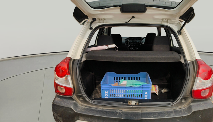 2014 Toyota Etios CROSS 1.4 VD, Diesel, Manual, 1,85,744 km, exterior