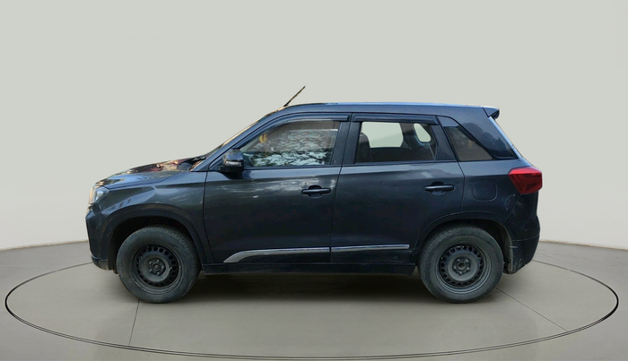2021 Maruti Vitara Brezza LXI, Petrol, Manual, 1,03,748 km, exterior
