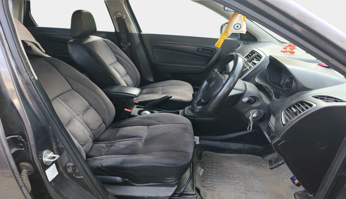 2021 Maruti Vitara Brezza LXI, Petrol, Manual, 1,03,748 km, interior