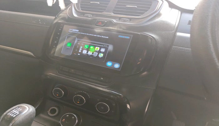 2018 Tata Hexa XM 4X2 7 STR, Diesel, Manual, 1,22,972 km, interior