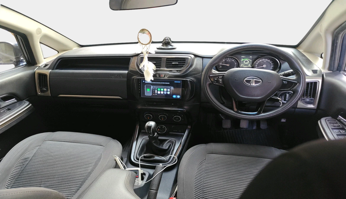 2018 Tata Hexa XM 4X2 7 STR, Diesel, Manual, 1,22,972 km, interior