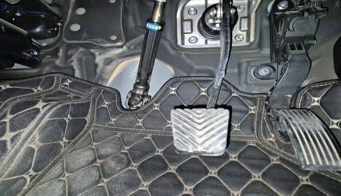 2021 KIA SONET HTX 1.0 IMT, Petrol, Manual, 12,428 km, interior