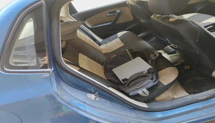 2017 Volkswagen Ameo COMFORTLINE 1.2L, Petrol, Manual, 1,22,066 km, interior