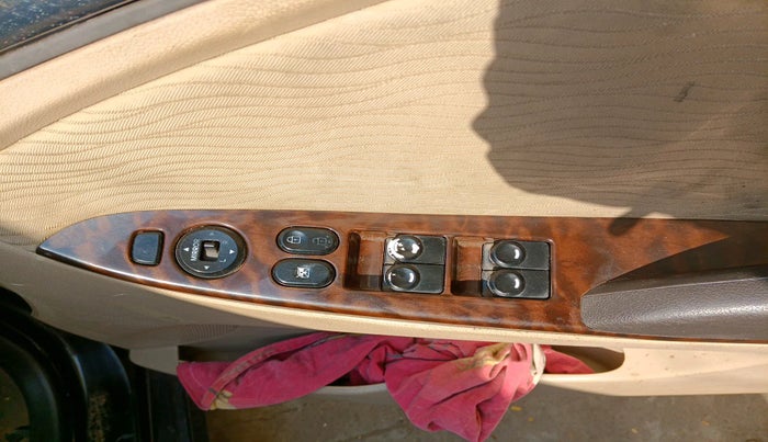 2014 Hyundai Verna FLUIDIC 1.6 CRDI SX AT, Diesel, Automatic, 93,447 km, interior