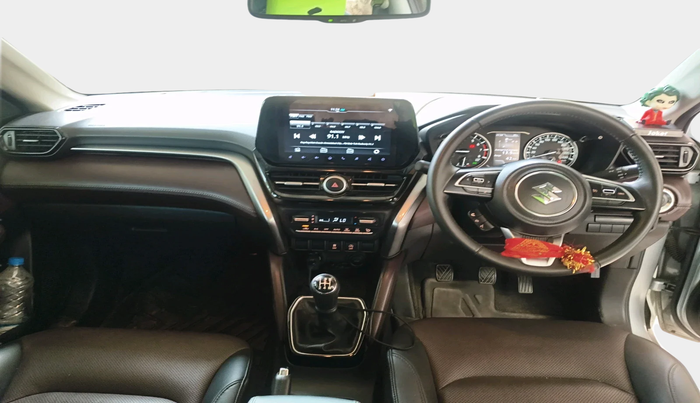 2022 Maruti Grand Vitara ALPHA SMART HYBRID, Petrol, Manual, 22,597 km, interior