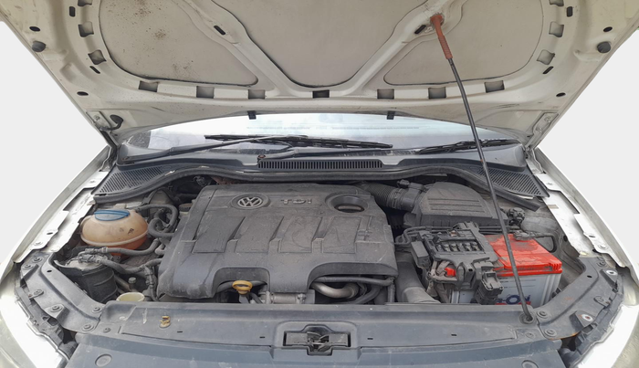 2013 Volkswagen Vento COMFORTLINE DIESEL 1.6, Diesel, Manual, 86,250 km, exterior