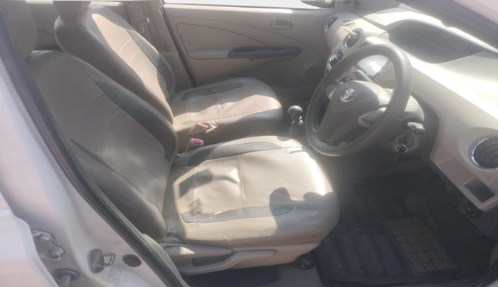 2015 Toyota Etios GD, Diesel, Manual, 1,60,811 km, interior