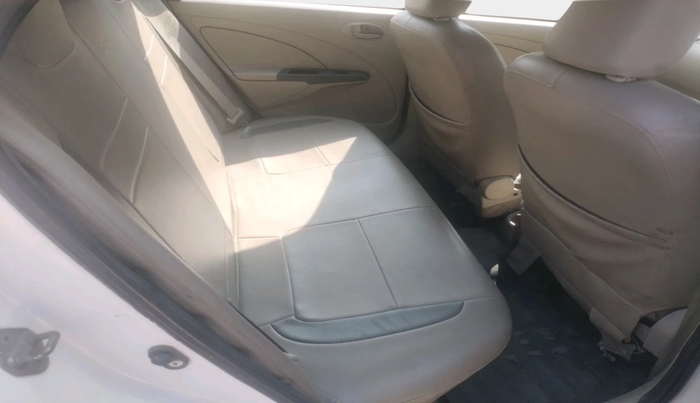 2015 Toyota Etios GD, Diesel, Manual, 1,60,811 km, interior