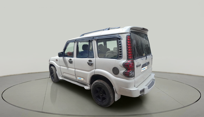 2011 Mahindra Scorpio SLE, Diesel, Manual, 1,81,218 km, exterior