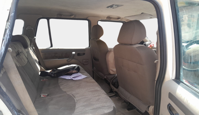 2011 Mahindra Scorpio SLE, Diesel, Manual, 1,81,218 km, interior