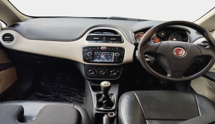 2017 Fiat Linea ACTIVE 1.4 L, Petrol, Manual, 74,164 km, interior