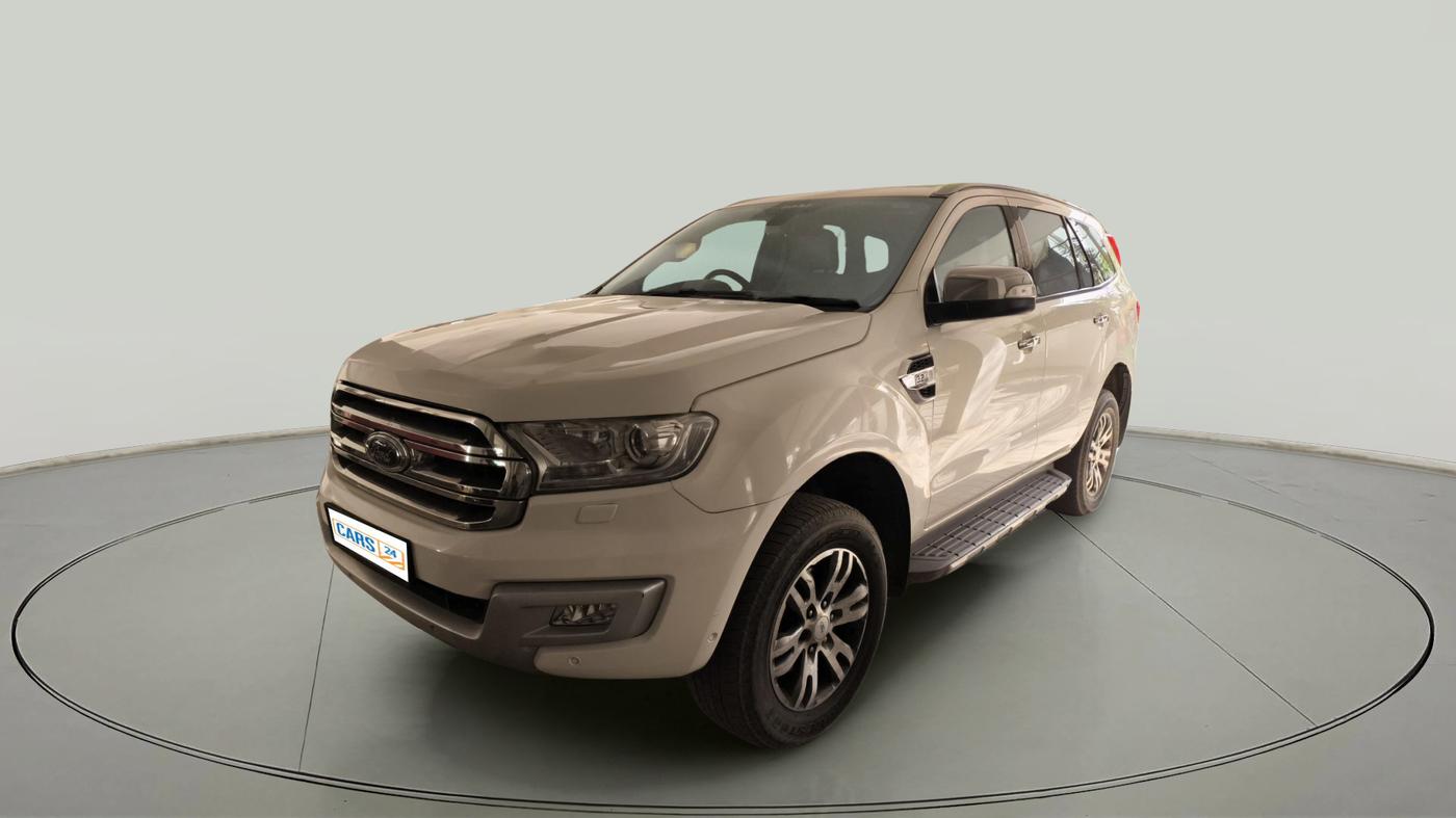 2017 Ford Endeavour TITANIUM 3.2 4X4 AT, Diesel, Automatic, 1,00,939 km, exterior