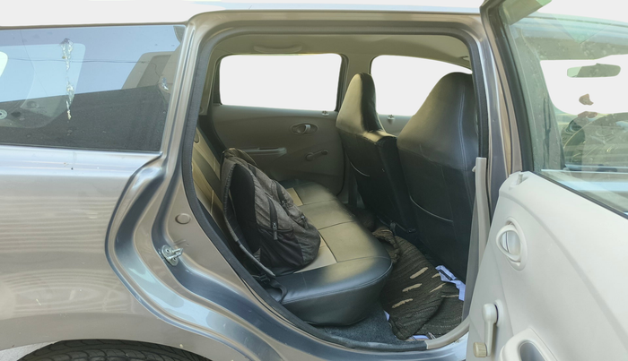2015 Datsun Go Plus T, Petrol, Manual, 70,666 km, interior