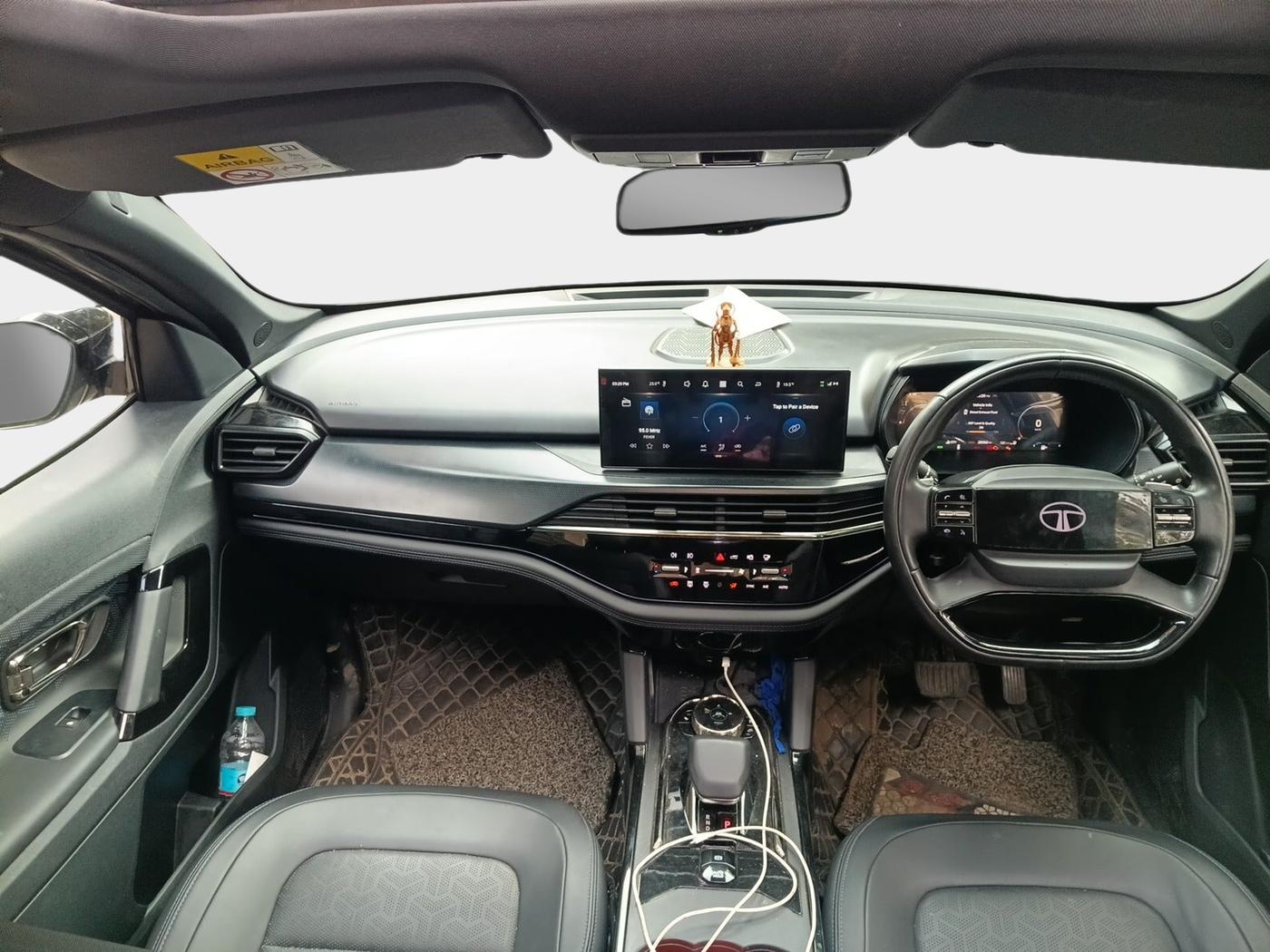 2024 Tata Safari ACCOMPLISHED PLUS DARK EDITION AT, Diesel, Automatic, 31,500 km, interior