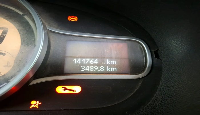 2012 Renault Fluence 1.5 E4, Diesel, Manual, 1,41,764 km, interior