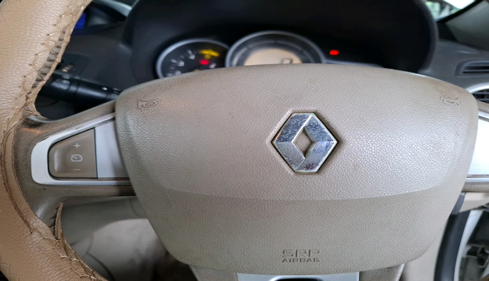 2012 Renault Fluence 1.5 E4, Diesel, Manual, 1,41,764 km, interior