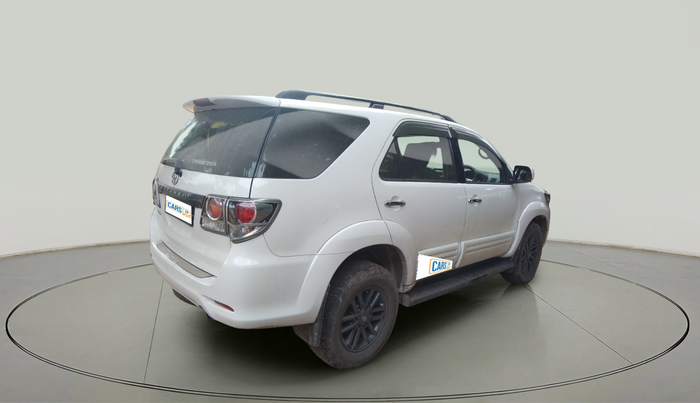 2015 Toyota Fortuner 3.0 4X2 MT, Diesel, Manual, 1,84,259 km, exterior