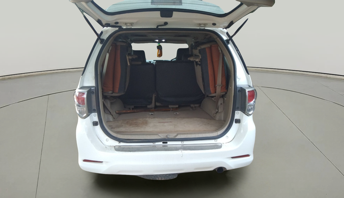 2015 Toyota Fortuner 3.0 4X2 MT, Diesel, Manual, 1,84,259 km, exterior