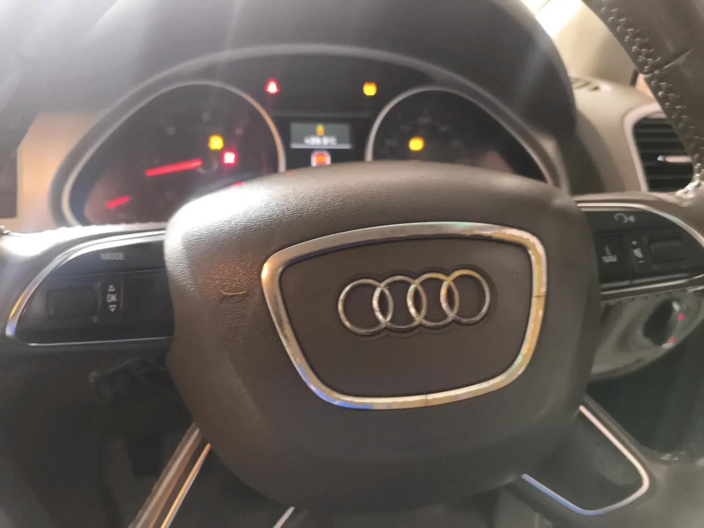 2013 Audi Q7 3.0 TDI QUATTRO, Diesel, Automatic, 98,648 km, interior