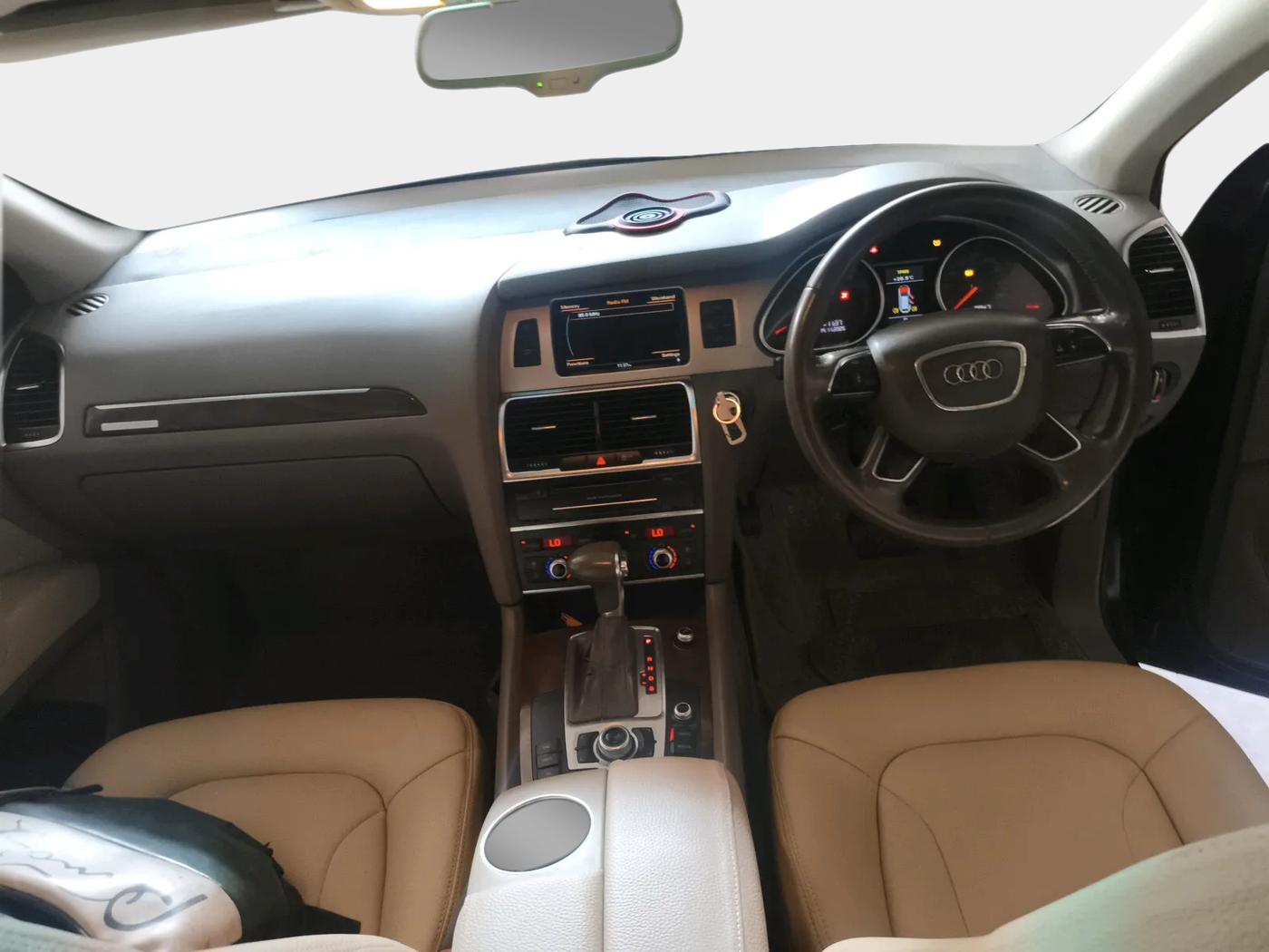 2013 Audi Q7 3.0 TDI QUATTRO, Diesel, Automatic, 98,648 km, interior